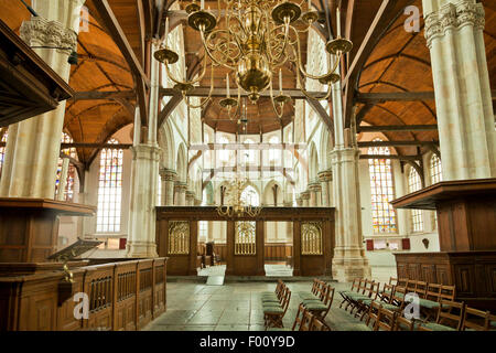 Innenansicht der Oude Kerk / alte Kirche in der niederländischen Hauptstadt Amsterdam, Nordholland, Niederlande Stockfoto