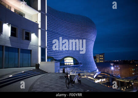 Selfridges Gebäude bei Nacht Birmingham Bullring England uk Stockfoto