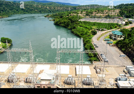 Akosombo dam in der Nähe von Accra, Ghana, ein große Wasserkraft-Projekt begann in den 1960er Jahren von Nkrumah. Stockfoto