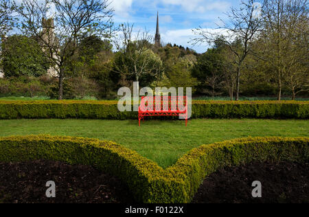 Die jakobinischen Top Garten, entworfen von Robert Boyle, Lismore Castle im Besitz des Duke of Devonshire, Grafschaft Waterford, Irland Stockfoto