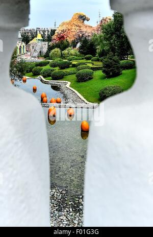 Changchun. 6. August 2015. Foto auf Agu. 6, 2015 zeigt die Ansicht der Changchun Film Century City in Changchun, Hauptstadt der Nordosten Chinas Jilin Provinz. Mehr als 8 Millionen in- und ausländische Touristen besuchten diese Film-Themenpark, Chinas erste, seit es vor 10 Jahren eröffnet. © Wang Haofei/Xinhua/Alamy Live-Nachrichten Stockfoto