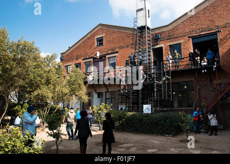 Innen Arts on Main in Maboneng Stockfoto