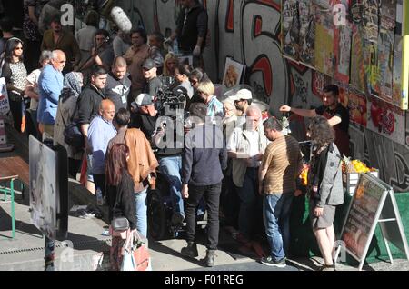 Rupert Friend Dreharbeiten US-Fernsehserie Heimat Kreuzberg mit: Rupert Freund wo: Berlin, Deutschland bei: 4. Juni 2015 Stockfoto