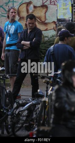 Rupert Friend Dreharbeiten US-Fernsehserie Heimat Kreuzberg mit: Rupert Freund wo: Berlin, Deutschland bei: 4. Juni 2015 Stockfoto