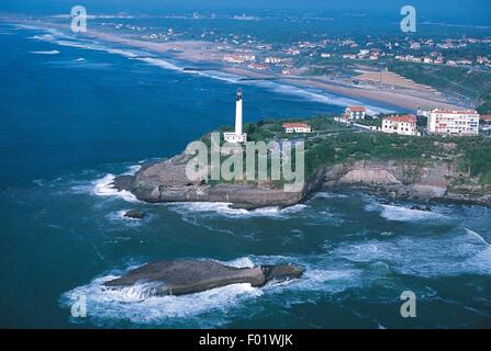 Luftaufnahme des Leuchtturms am Biarritz - Aquitaine, Frankreich Stockfoto