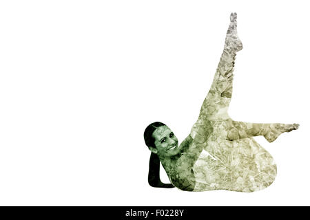 Zusammengesetztes Bild Fit Frau dehnen Körper im Fitness-studio Stockfoto