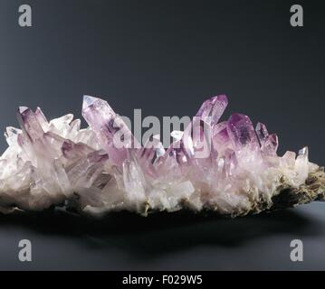 Mineralien: Amethyst (Vielzahl von Quarz - Silizium-Oxid) Stockfoto