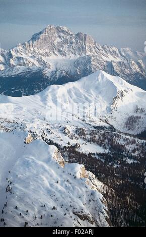 Monte Civetta von Piccolo Lagazuoi, Dolomiten (UNESCO-Welterbe, 2009), Veneto, Italien. Stockfoto