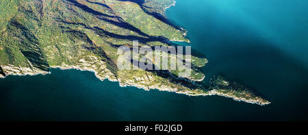 Luftaufnahme des natürlichen Parks von Mount Portofino - Region Provinz Genua, Ligurien, Italien Stockfoto