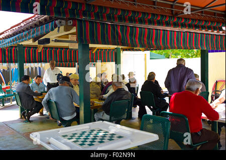 Domino-Park (Parque del Gefühle). Miami. Florida. USA. Maximo Gomez Park oder Domino Park wie die Einheimischen ihn nennen, sehen th Sie Stockfoto