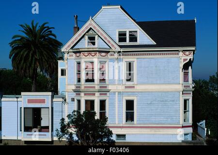 Viktorianischen Stil Queen Anne Haus, erbaut im späten 19. Jahrhundert, Alamo Square Gegend, San Francisco, California, Vereinigte Staaten von Amerika. Stockfoto