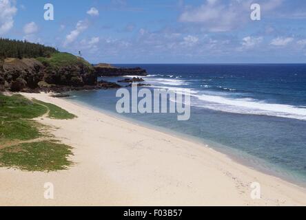 Gris Steilküste und Strand, in der Nähe von Souillac, Südküste, Mauritius. Stockfoto