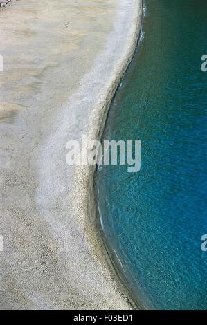 Blick auf Strand Scilla Ruffo Schloss, Kalabrien, Italien. Stockfoto