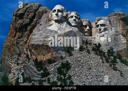 Die geschnitzten Skulpturen, die Darstellung der Gesichter von US-Präsidenten George Washington (1732-1799) und Thomas Jefferson (1743-1826), National Monument, Mount Rushmore, South Dakota, Vereinigte Staaten von Amerika. Stockfoto