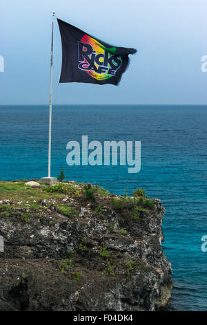 Negril, Jamaika - 30. Mai 2015: Ricks Cafe Flagge auf der Klippe in Negril, Jamaika. Stockfoto