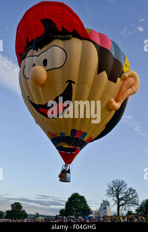 Ashton Gericht, Bristol, UK. 6. August 2015. Besondere Formen und Ballon starten bei der Ballon Fiesta, Ashton Gericht, Bristol Credit: Jules Annan/Alamy Live News Stockfoto