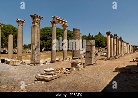 Eine Ecke des Marktplatzes oder Agora an der antiken griechischen/römischen Reiches Ephesus in Selcuk, Kusadasi, Türkei. Stockfoto