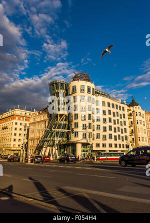 Tanzende Haus (Tancici Dum) Stockfoto