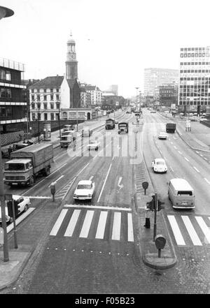 Geographie / Reisen, Deutschland, Hamburg, Straßen, Ludwig-Erhard-Straße, 1970, Additional-Rights-Clearences-not available Stockfoto