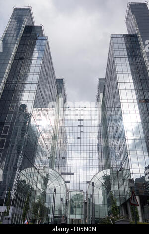 Die Exchange Tower im Harbour Exchange Square in South Quay, Isle of Dogs, London. Stockfoto