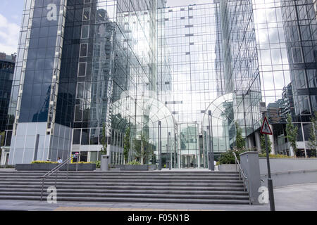 Die Exchange Tower im Harbour Exchange Square in South Quay, Isle of Dogs, London. Stockfoto