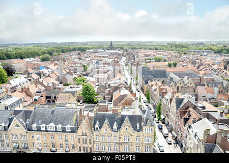 Luftaufnahme des Teils der Stadt Ypern in Belgien Stockfoto