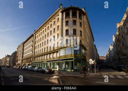 Appartementhaus Nr. 38 (Linke Wienzeile 38) vom Architekten Otto Wagner Stockfoto