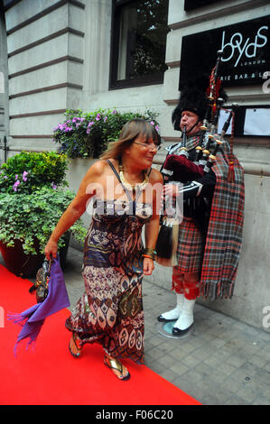 London, UK, 09.01.2014 Hilary Alexander besucht die schottischen Fashion Awards 2014 um 8 Northumberland im Londoner West End. Stockfoto