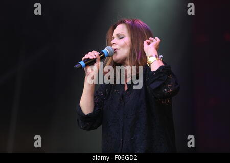 Macclesfield, Cheshire, UK. 8. August 2015. Belinda Carlise tritt am Rücklauf Festival Nord. Bildnachweis: Simon Newbury/Alamy Live-Nachrichten Stockfoto