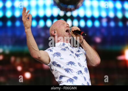 Macclesfield, Cheshire, UK. 8. August 2015. Jimmy Sommerville tritt am Rücklauf Festival Nord. Bildnachweis: Simon Newbury/Alamy Live-Nachrichten Stockfoto