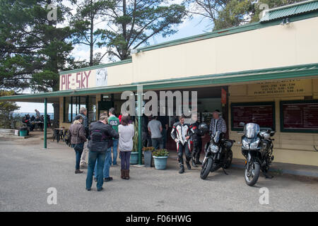 Pie in the Sky Motorcycle Club Café am alten pacific Highway, Cowan, New South wales, australien. Beliebter Treffpunkt für Motorradfahrer Stockfoto