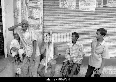 Mann lustig machen über mich ihre Aufnahme in Indien Brian Mcguire Stockfoto