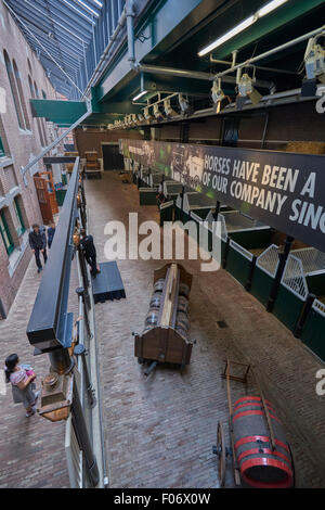 Die Heineken Experience, befindet sich in Amsterdam, ist eine historische Brauerei und corporate Visitor center Stockfoto