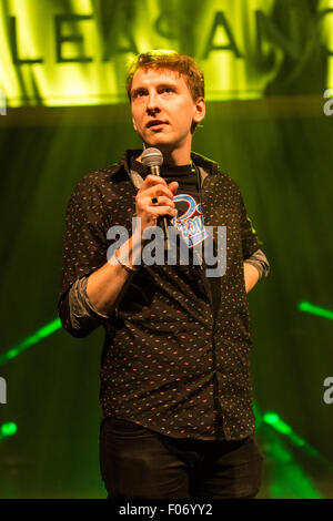 Bristol, UK. 8. August 2015. Der Lustgarten startete sein Edinburgh Fringe Festival-Programm eine Vorschau auf einige der 257-Shows, die in 23 Orten stattfinden.  Im Bild: Joe Lycett Credit: Richard Dyson/Alamy Live-Nachrichten Stockfoto