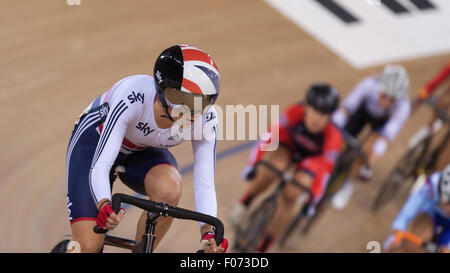 Elinor Barker während der Frauen Punktefahren final bei der UCI Track Cycling WM 2014, London Stockfoto