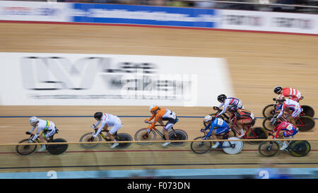 Die Frauen Omnium (Ausscheidungsrennen) beim 2014 UCI Track Cycling World Cup, London Stockfoto