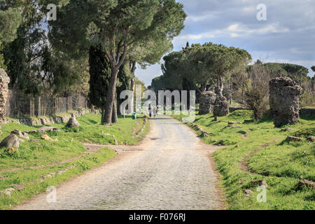 Auf der alten Via Appia, die Via Appia in Rom, Italien. Stockfoto