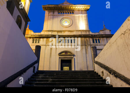Die Kirche Santa Maria Assunta in Positano, Italien Stockfoto
