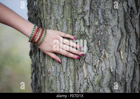 Indische paar Engagement Hände Stockfoto