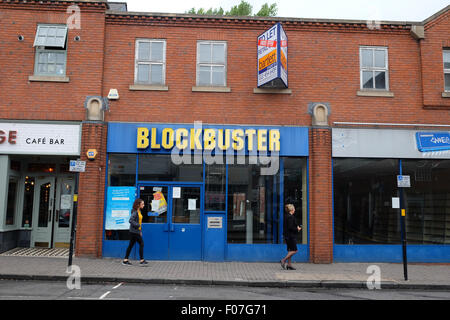 Blockbuster-leere Closed Shop Shop Filiale in Harborne Birningham August 2015 Stockfoto