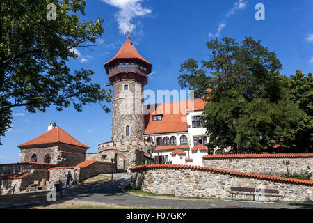 Aussichtsturm Schloss Hnevin Der Größte Stadtbezirk Nordböhmen Tschechische Republik Europa Stockfoto