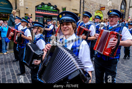 Die Forth Bridges Akkordeon Band aus Bo'ness März 2015 Pipefest in Edinburgh, Schottland Stockfoto