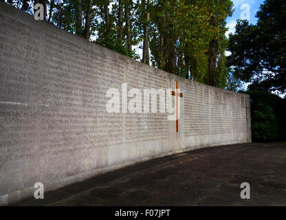 Gebogene Wand mit 1916-Ausrufung der Republik, In der alten Gefängnishof von Arbour Hill Prison, Stadt Dublin, Irland Stockfoto