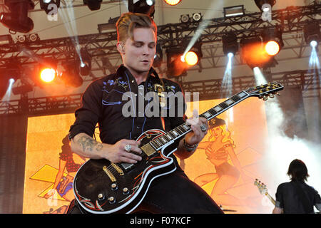 Oro-Medonte, Ontario, Kanada. 9. August 2016.   Frankie Ballard Peforms am 4. Tag der Stiefel und Herzen Musik Festival 2015 am Veranstaltungsgelände Burl Creek. Bildnachweis: EXImages/Alamy Live-Nachrichten Stockfoto