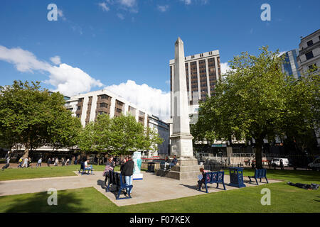 Burnaby Denkmal Obelisk auf dem Gelände der Kathedrale Birmingham UK Stockfoto