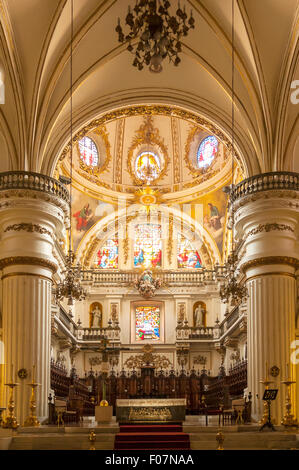 Im Inneren der Kathedrale Mariä Himmelfahrt Mariens, Guadalajara, Mexiko Stockfoto