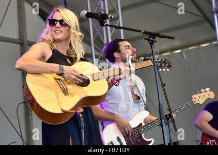Oro-Medonte, Ontario, Kanada. 9. August 2016.   Melissa Payne Peforms am 4. Tag der Stiefel und Herzen Musik Festival 2015 am Veranstaltungsgelände Burl Creek. Bildnachweis: EXImages/Alamy Live-Nachrichten Stockfoto