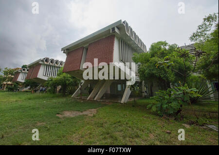 Institut für Fremdsprachen, Teil der neue Khmer-Architektur-Bewegung der 1960er Jahre, Phnom Penh, Kambodscha Stockfoto