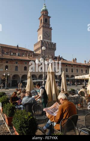 Vigevano (Lombardei, Italien), dem herzoglichen Platz Stockfoto