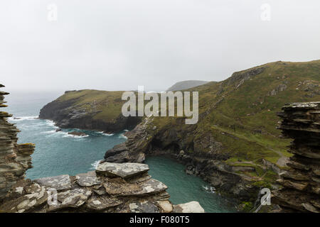 Der Hafen, Tintagel Castle, Cornwall, UK. Stockfoto